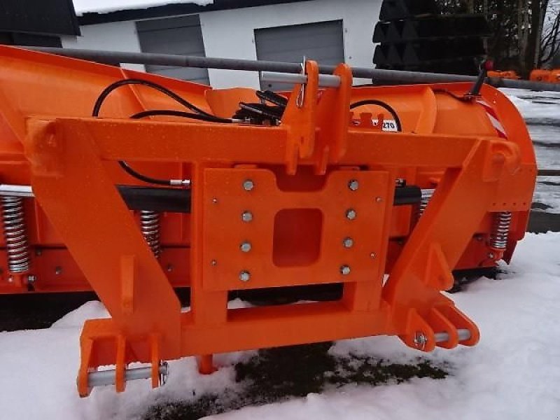 Schneepflug of the type SVD Vario M  270 Hydraulisch 2,70 Meter -, Neumaschine in Neureichenau (Picture 21)