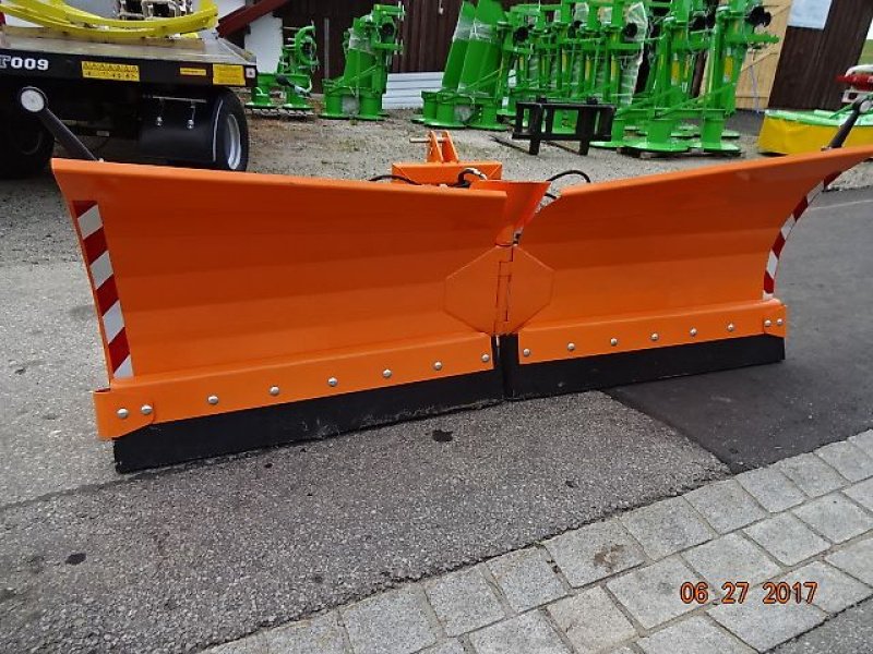 Schneepflug of the type SVD Vario M  270 Hydraulisch 2,70 Meter -, Neumaschine in Neureichenau (Picture 7)
