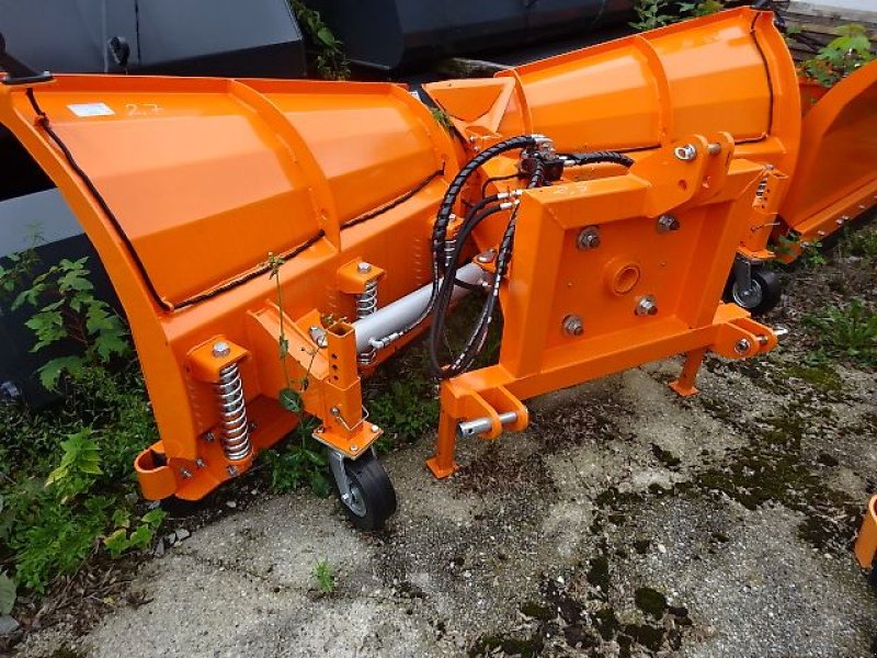 Schneepflug of the type SVD Vario M  270 Hydraulisch 2,70 Meter -, Neumaschine in Neureichenau (Picture 17)
