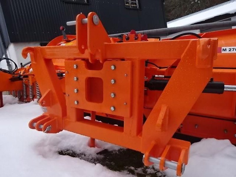 Schneepflug of the type SVD Vario M  270 Hydraulisch 2,70 Meter -, Neumaschine in Neureichenau (Picture 18)