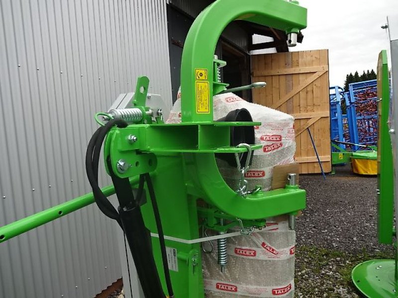 Mähwerk of the type Talex NEU- 1,85 Meter-Hecktrommelmähwerk - Eco Cut  Hydraulisch- klappbar mit Gelenkwelle, Neumaschine in Neureichenau (Picture 13)