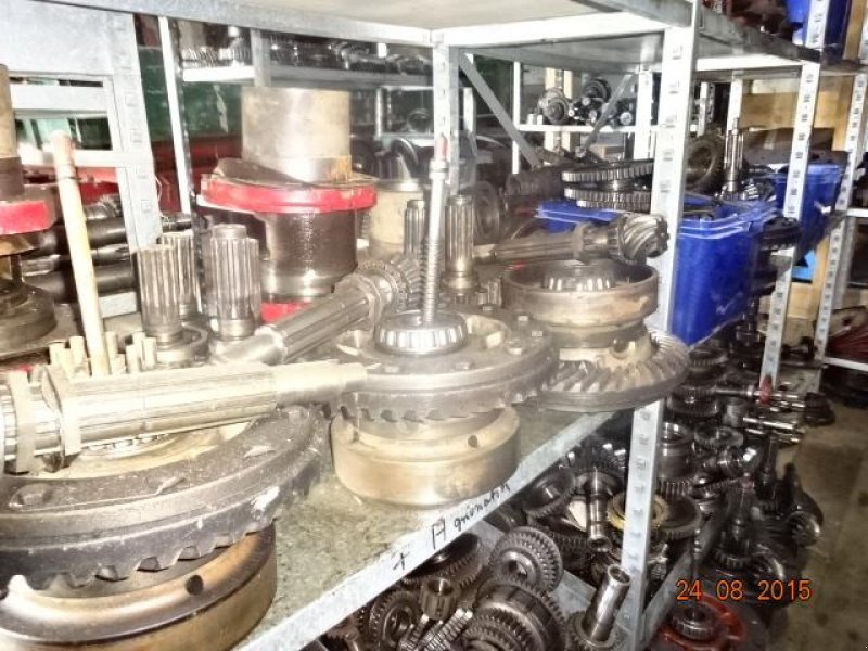 Sonstige Ersatzteile typu Case IH 633- 533- 433-nur in Einzelteilen, gebraucht v Neureichenau (Obrázek 12)