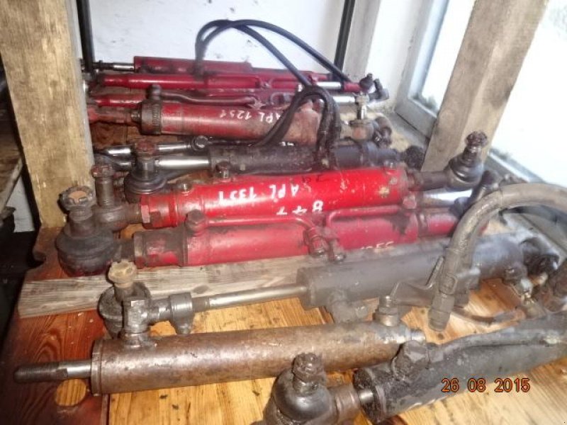 Sonstige Ersatzteile typu Case IH 633- 533- 433-nur in Einzelteilen, gebraucht v Neureichenau (Obrázek 3)