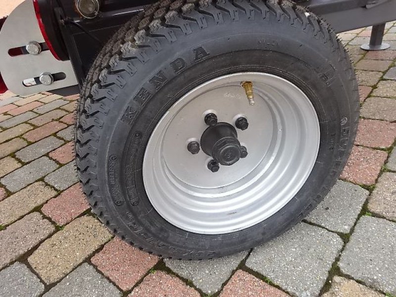 Ballenwickler типа Metal-Fach NEU - Z 237 -  -Ballenwickelgerät-  Selbstlader, Neumaschine в Neureichenau (Фотография 28)