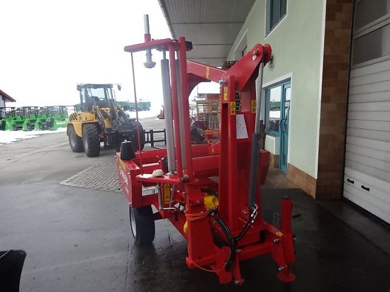 Ballenwickler типа Metal-Fach NEU - Z 237 -  -Ballenwickelgerät-  Selbstlader, Neumaschine в Neureichenau (Фотография 25)