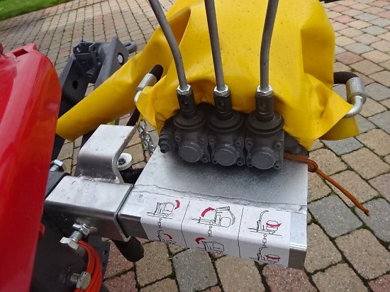 Ballenwickler типа Metal-Fach NEU - Z 237 -  -Ballenwickelgerät-  Selbstlader, Neumaschine в Neureichenau (Фотография 15)