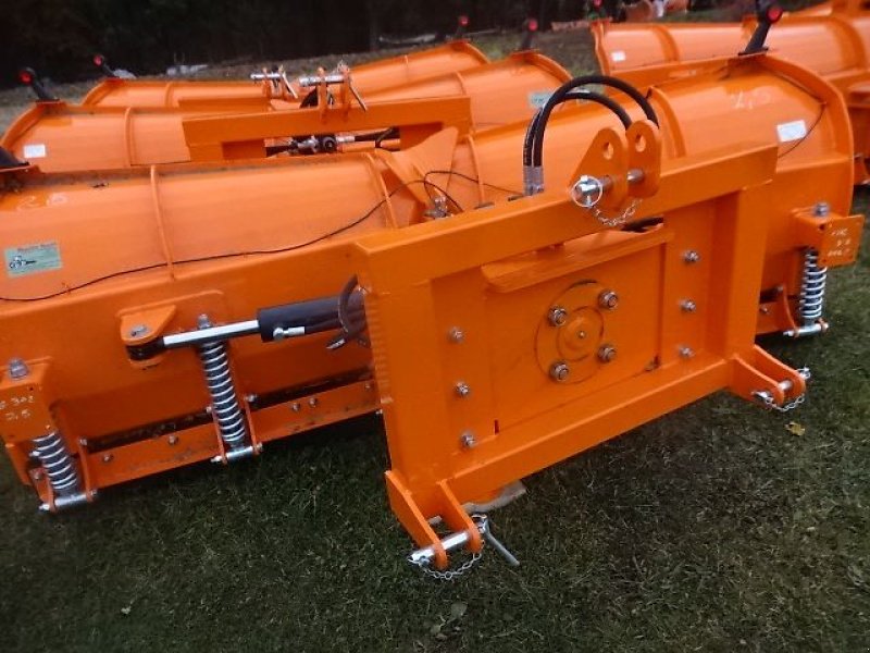 Schneepflug typu Escher Schneeschild Vario-M- 220- SP Schneepflug- Schneeschild - hydraulisch- schwere Ausführung, Neumaschine v Neureichenau (Obrázek 18)