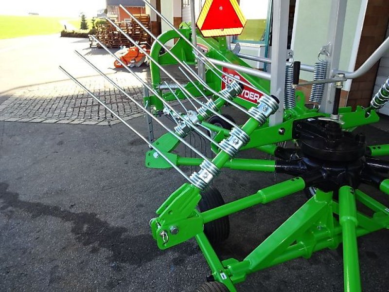 Schwader des Typs Talex Spyder 360  - Schwader - 3,6  Meter- Sonderpreise, Neumaschine in Neureichenau (Bild 11)