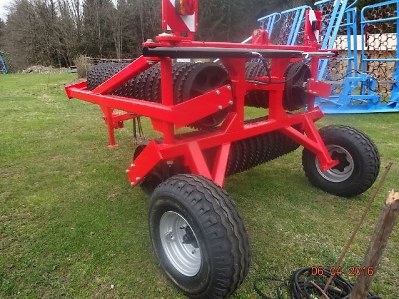 Packer & Walze типа M&H Cambrigewalze 6,2 Meter, Neumaschine в Neureichenau (Фотография 13)