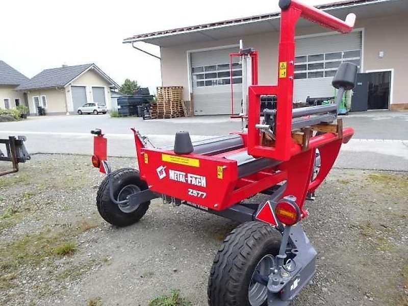 Ballenwickler typu Metal-Fach Z 577 Wickelgerät -Neue Version -  Sonderpreis -- mit Seitenlader- mit Ballenaufsteller, Neumaschine v Neureichenau (Obrázek 11)