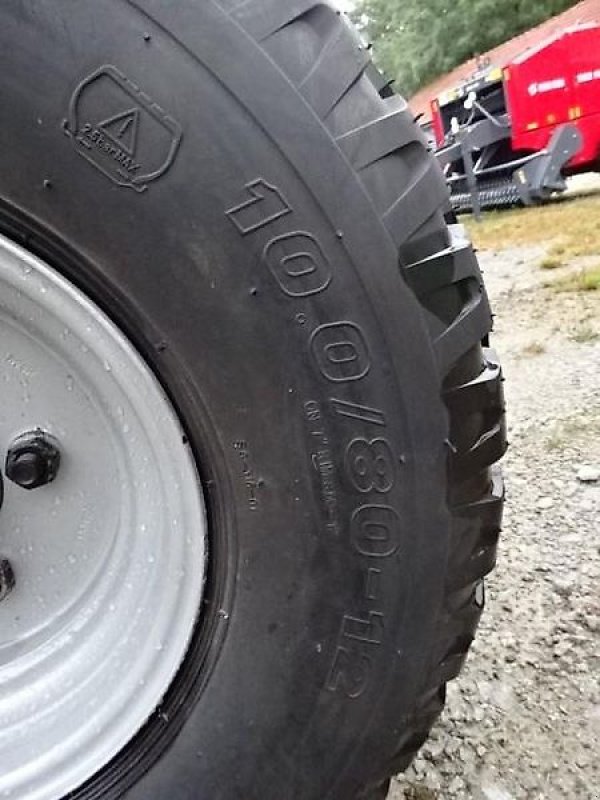 Ballenwickler typu Metal-Fach Z 577 Wickelgerät -Neue Version -  Sonderpreis -- mit Seitenlader- mit Ballenaufsteller, Neumaschine v Neureichenau (Obrázek 18)