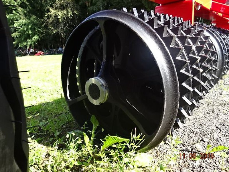 Packer & Walze типа H & B HL M 3 Meter Cambrigewalze- Sonderpreis, Neumaschine в Neureichenau (Фотография 18)