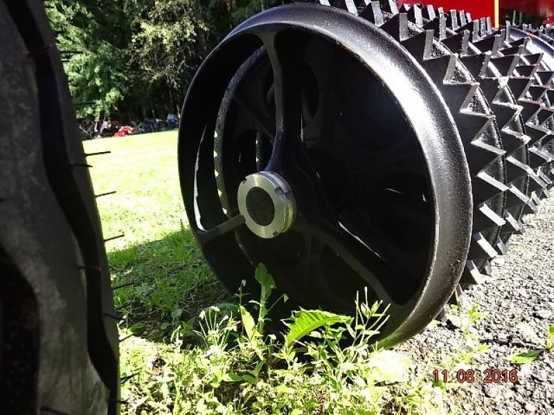 Packer & Walze типа H & B HL M 3 Meter Cambrigewalze- Sonderpreis, Neumaschine в Neureichenau (Фотография 13)