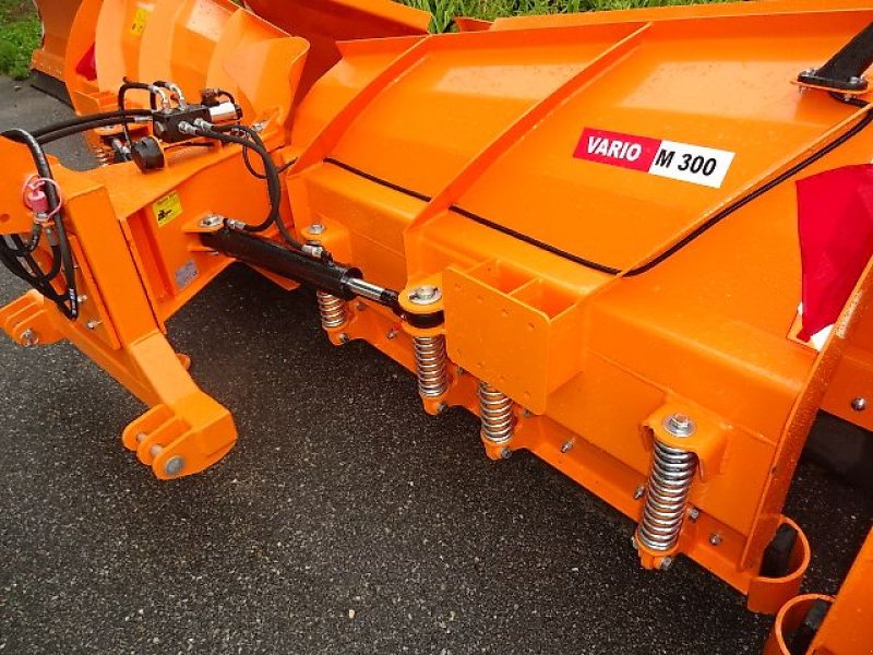 Schneepflug des Typs SVD Vario M 300- Varioschneepflug- Stabile Ausführung, Neumaschine in Neureichenau (Bild 17)