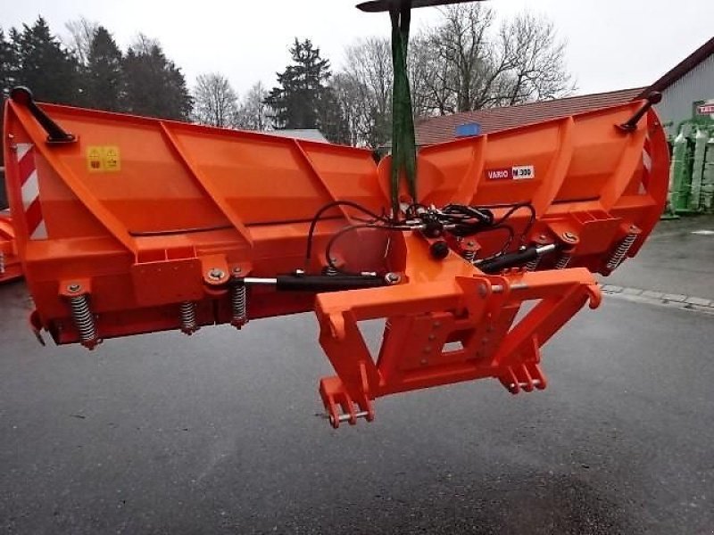 Schneepflug des Typs SVD Vario M 300- Varioschneepflug- Stabile Ausführung, Neumaschine in Neureichenau (Bild 3)