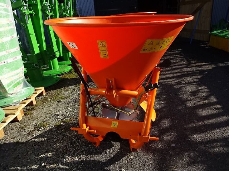 Schneepflug του τύπου Bellon Mit 056-1 / 056 2- Salzstreuer m . hydrl. Schieber- Neu - mit Abdeckplane- Trichterstreuer - mit 200 Liter - 300 Liter - 400 Liter oder 600 Liter Inhalt, Neumaschine σε Neureichenau (Φωτογραφία 3)