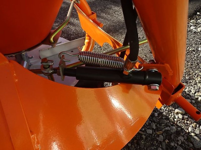 Schneepflug του τύπου Bellon Mit 056-1 / 056 2- Salzstreuer m . hydrl. Schieber- Neu - mit Abdeckplane- Trichterstreuer - mit 200 Liter - 300 Liter - 400 Liter oder 600 Liter Inhalt, Neumaschine σε Neureichenau (Φωτογραφία 8)