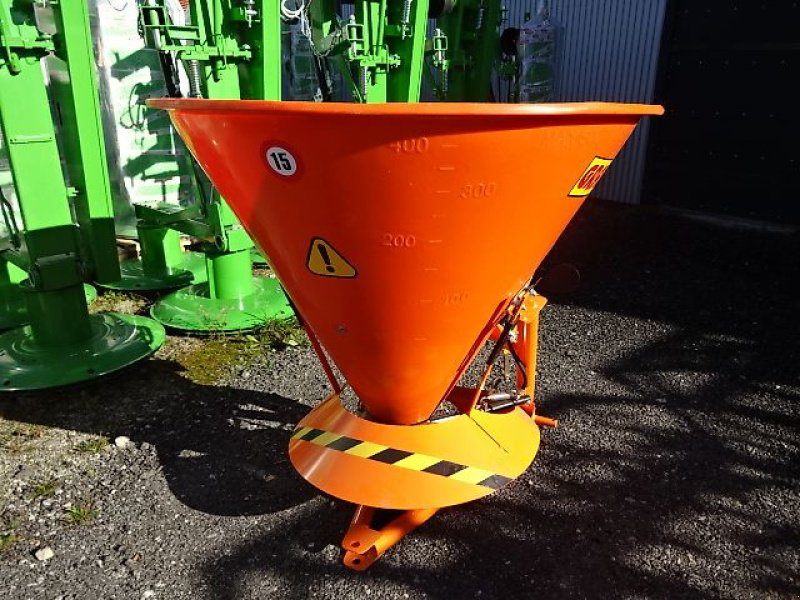 Schneepflug του τύπου Bellon Mit 056-1 / 056 2- Salzstreuer m . hydrl. Schieber- Neu - mit Abdeckplane- Trichterstreuer - mit 200 Liter - 300 Liter - 400 Liter oder 600 Liter Inhalt, Neumaschine σε Neureichenau (Φωτογραφία 10)