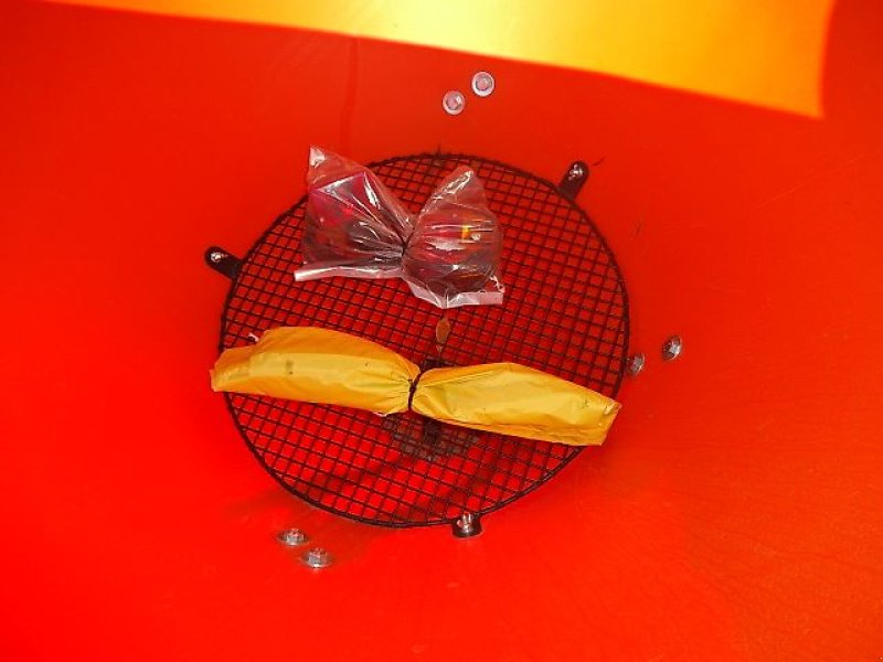 Schneepflug του τύπου Bellon Mit 056-1 / 056 2- Salzstreuer m . hydrl. Schieber- Neu - mit Abdeckplane- Trichterstreuer - mit 200 Liter - 300 Liter - 400 Liter oder 600 Liter Inhalt, Neumaschine σε Neureichenau (Φωτογραφία 13)