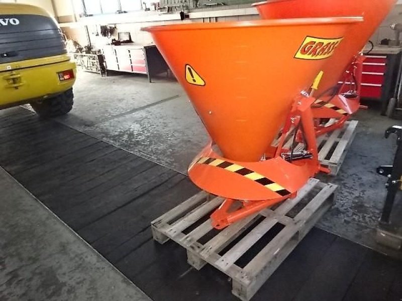 Schneepflug του τύπου Bellon Mit 056-1 / 056 2- Salzstreuer m . hydrl. Schieber- Neu - mit Abdeckplane- Trichterstreuer - mit 200 Liter - 300 Liter - 400 Liter oder 600 Liter Inhalt, Neumaschine σε Neureichenau (Φωτογραφία 25)