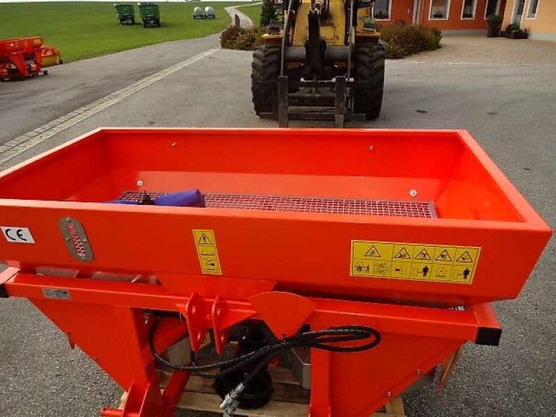 Schneepflug van het type Rol-Ex NEUE- N0 56/  3- Salzstreuer -  600 und  Liter  1000 möglich, Neumaschine in Neureichenau (Foto 12)