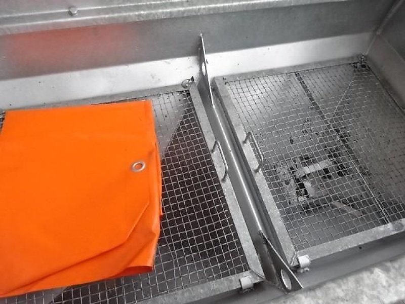 Schneepflug типа Bellon Mit Salzstreuer 1000 Liter - 2 Streuräder-, Neumaschine в Neureichenau (Фотография 19)