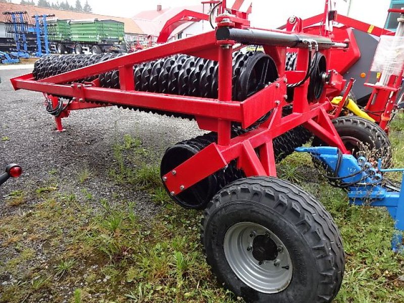 Packer & Walze typu SVD Cambridgewalze 8 Meter- Hydraulisch- 3 teilig, Neumaschine v Neureichenau (Obrázek 15)