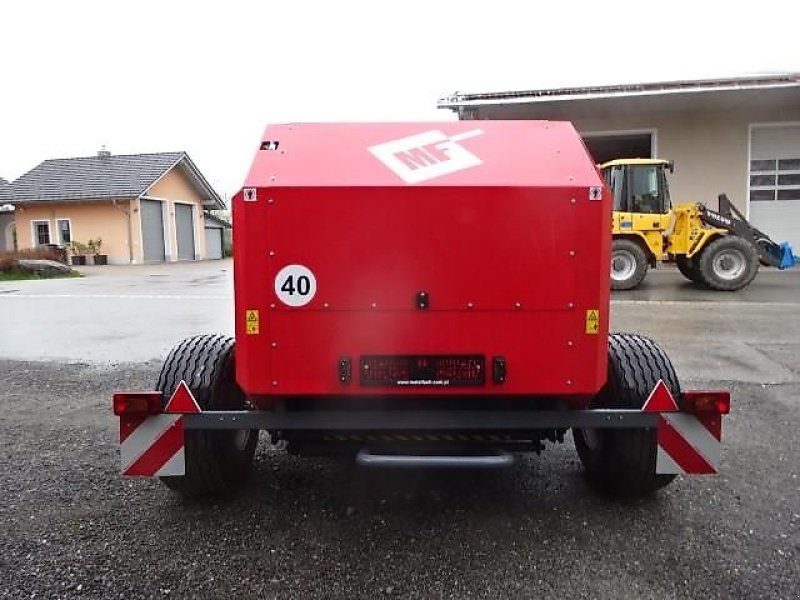 Rundballenpresse typu Metal-Fach Z 562 RN - Presse m Rotor- Messer- Zentralschmierung. mit Bremse- Top Preis, Neumaschine v Neureichenau (Obrázek 13)