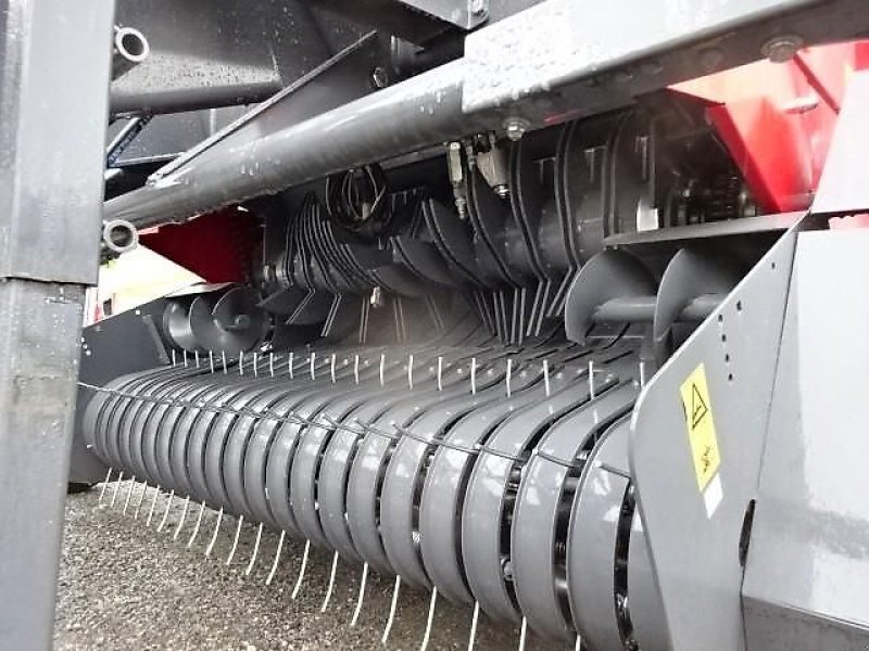 Rundballenpresse typu Metal-Fach Z 562 RN - Presse m Rotor- Messer- Zentralschmierung. mit Bremse- Top Preis, Neumaschine v Neureichenau (Obrázek 22)