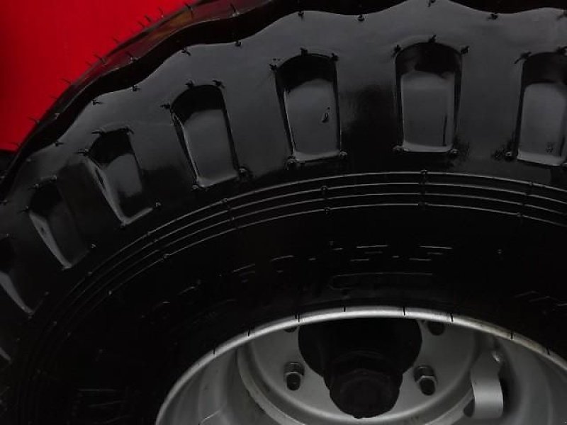 Rundballenpresse typu Metal-Fach Z 562 RN - Presse m Rotor- Messer- Zentralschmierung. mit Bremse- Top Preis, Neumaschine v Neureichenau (Obrázek 11)