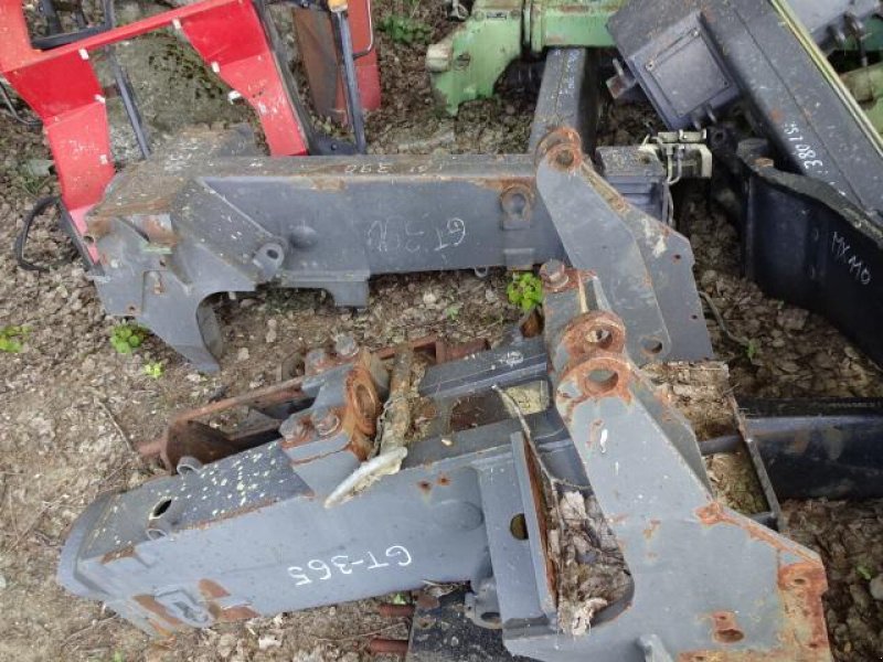 Sonstige Ersatzteile des Typs Fendt Teile von Fendt GT- 390 - Vorderachsholm- Drehgelenk, gebraucht in Neureichenau (Bild 1)