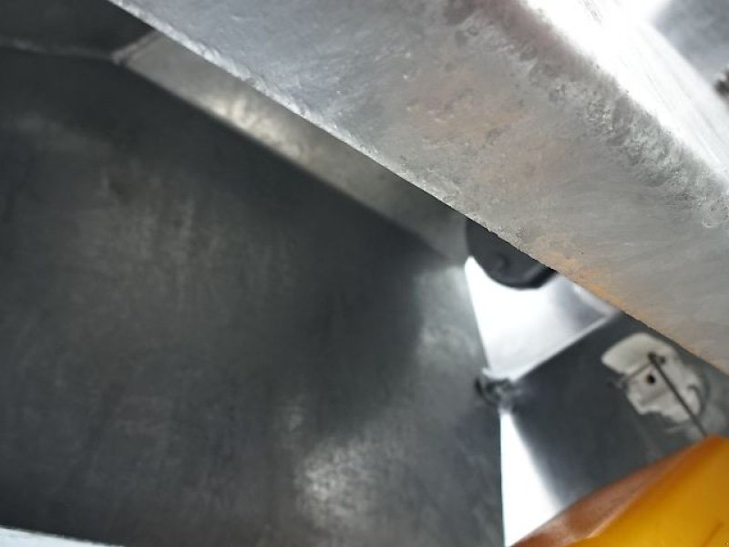 Wasserfass del tipo S&F 2000 Liter Wassertank mit Fahrgestell, Neumaschine In Neureichenau (Immagine 10)