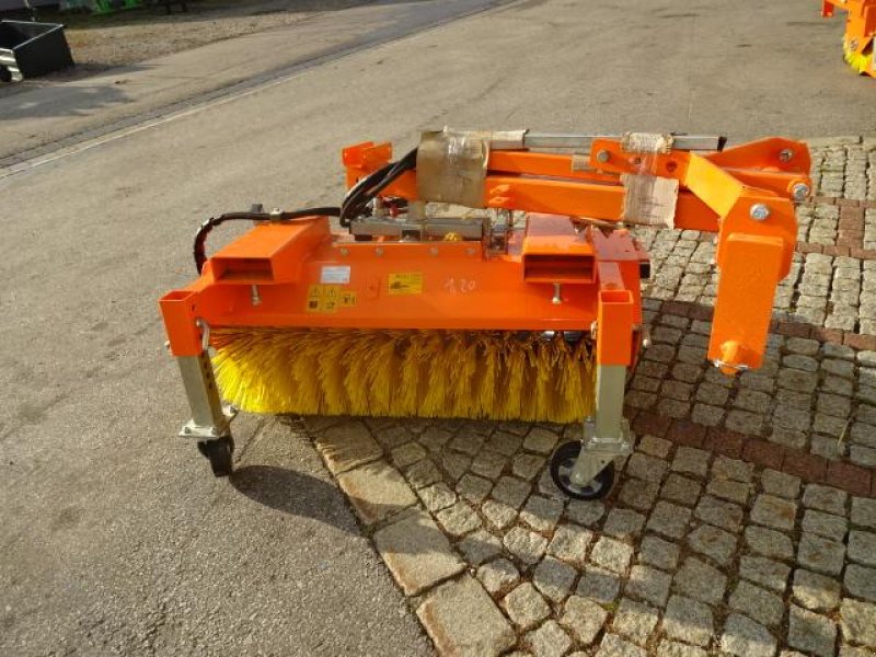 Kehrmaschine typu Sonstige 1,2 Meter Kehrmaschine - Dreipunkt- Gabelanbau- auch mit Seitenbesen möglich, Neumaschine v Neureichenau (Obrázok 1)