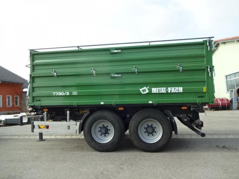 Kipper del tipo Metal-Fach T-730-3-Tandemkipper GG 16-Tonnen, Neumaschine In Neureichenau (Immagine 10)
