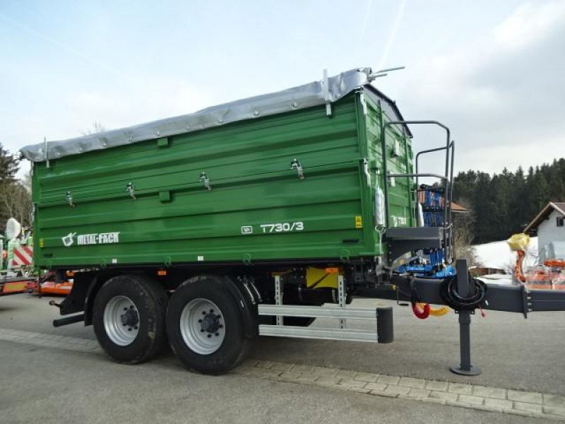 Kipper del tipo Metal-Fach T-730-3-Tandemkipper GG 16-Tonnen, Neumaschine In Neureichenau (Immagine 2)
