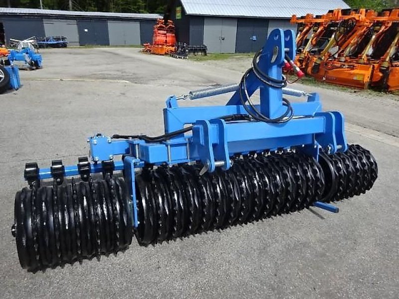 Packer & Walze типа Wilhelm GmbH Frontcambridgewalze- Frontpacker -3-Meter - Lenkbock- hydrl., Neumaschine в Neureichenau (Фотография 1)