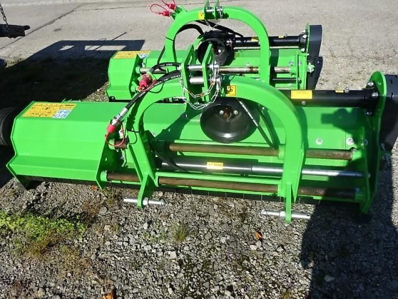 Mulcher Türe ait Talex Schlegelmulcher Talex- Eco- NEU-2 -Meter  mit Hydraulischer Seitenverschiebung-  auch möglich in verschiedenen Breiten - auch in 1 Meter- 1,35 Meter -1,5 Meter - 1,8 Meter - 2 Meter - 2,2 Meter, Neumaschine içinde Neureichenau (resim 11)