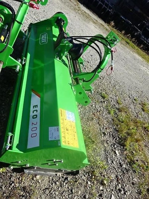 Mulcher Türe ait Talex Schlegelmulcher Talex- Eco- NEU-2 -Meter  mit Hydraulischer Seitenverschiebung-  auch möglich in verschiedenen Breiten - auch in 1 Meter- 1,35 Meter -1,5 Meter - 1,8 Meter - 2 Meter - 2,2 Meter, Neumaschine içinde Neureichenau (resim 21)