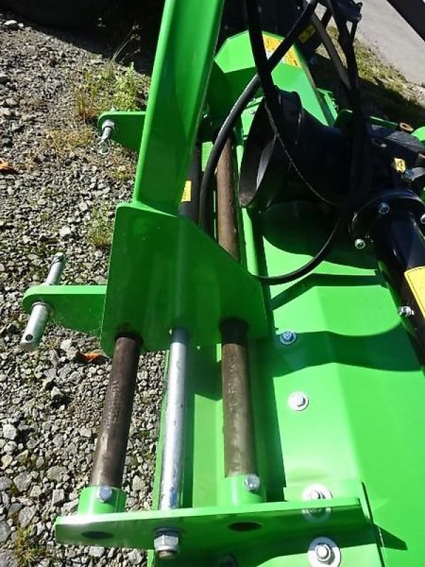 Mulcher Türe ait Talex Schlegelmulcher Talex- Eco- NEU-2 -Meter  mit Hydraulischer Seitenverschiebung-  auch möglich in verschiedenen Breiten - auch in 1 Meter- 1,35 Meter -1,5 Meter - 1,8 Meter - 2 Meter - 2,2 Meter, Neumaschine içinde Neureichenau (resim 24)