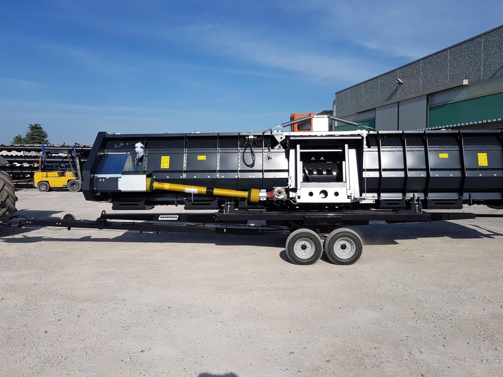 GPS-Schneidwerk des Typs Dominoni Multi Power Disc 760, Neumaschine in Baumgarten (Bild 14)