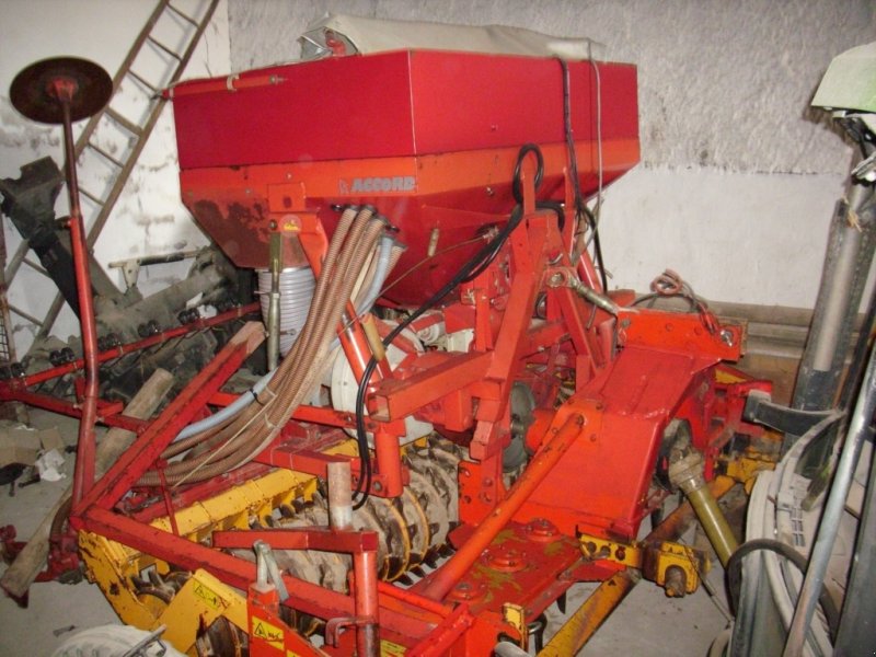 Kombination tip Rau Kreiselegge 3m und Accord Sämaschine, Gebrauchtmaschine in Marxheim (Poză 1)