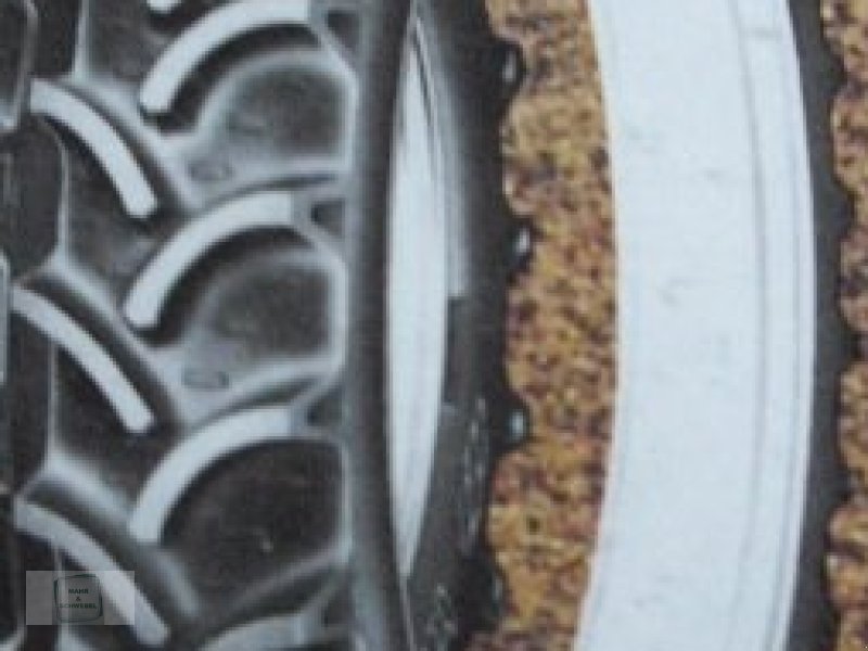 Reifen du type Kleber 230/95 R32, Neumaschine en Gross-Bieberau (Photo 1)