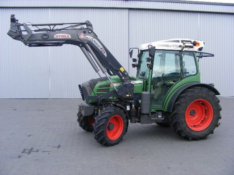 Fendt 211 P Vario Traktor - technikboerse.com