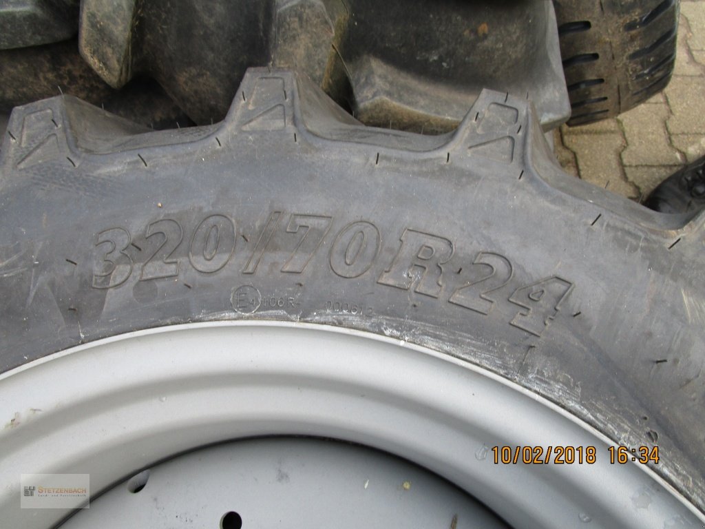 Rad typu BKT 320/70 R 24, Neumaschine v Niederkirchen (Obrázek 3)