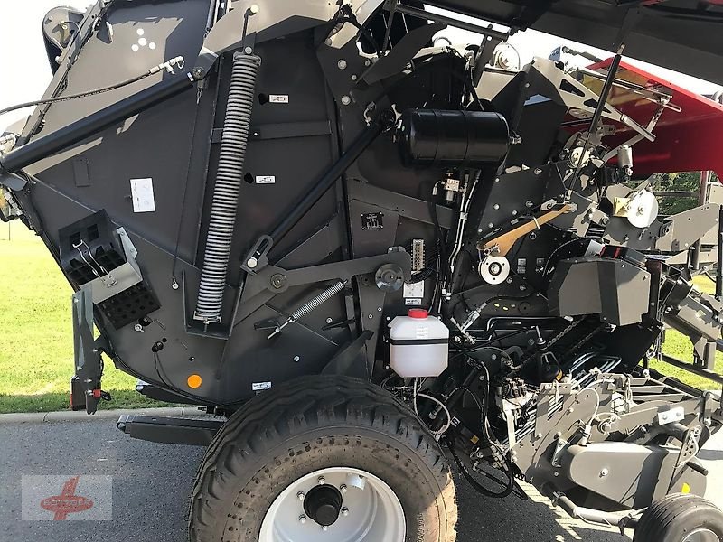 Rundballenpresse del tipo Massey Ferguson MF 4160 V Xtra / Lely, Neumaschine en Oederan (Imagen 5)