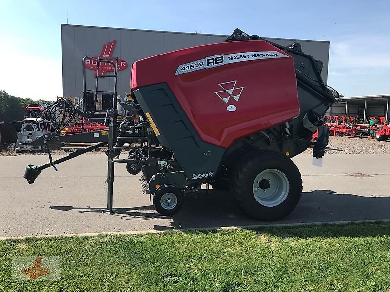 Rundballenpresse del tipo Massey Ferguson MF 4160 V Xtra / Lely, Neumaschine en Oederan (Imagen 2)