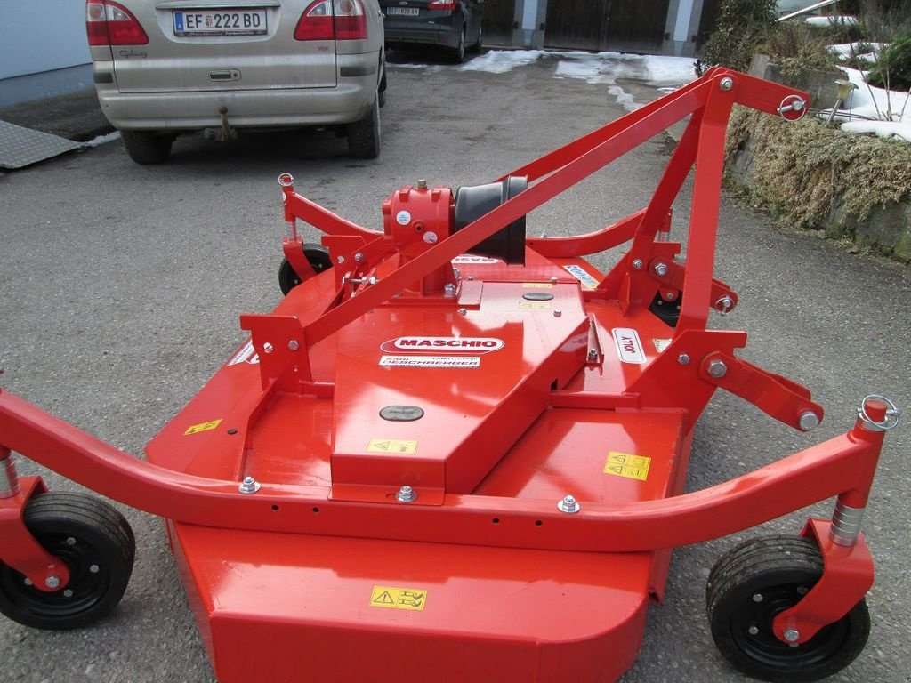 Mulchgerät & Häckselgerät des Typs Maschio Jolly P 180 Sichelmähwerk, Neumaschine in St. Marienkirchen (Bild 8)