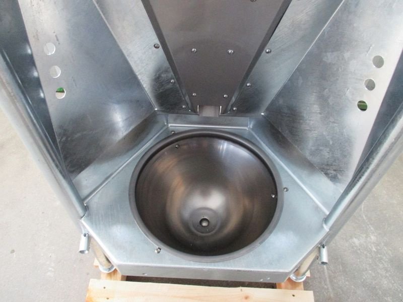 Siloentnahmegerät & Verteilgerät del tipo Alfa Laval FSC400 Kraftfutterstation, Neumaschine In St. Marienkirchen (Immagine 4)