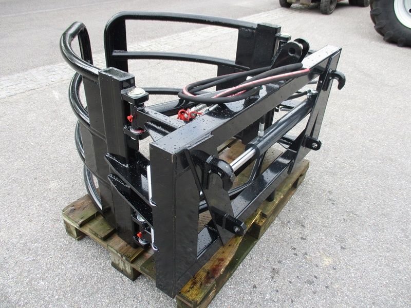 Frontladerzubehör of the type Sonstige Rundballengreifer, Neumaschine in St. Marienkirchen (Picture 6)
