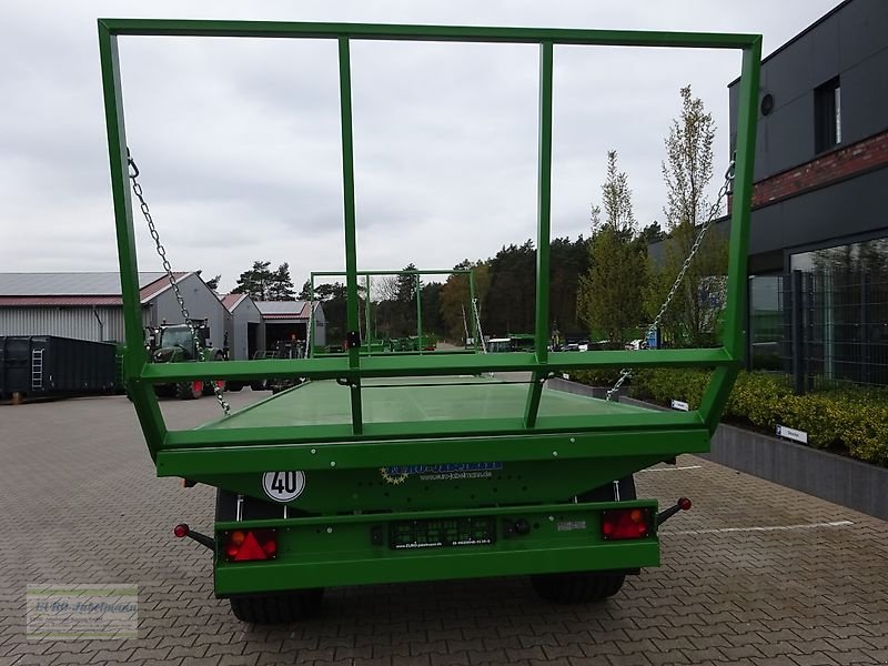 Ballentransportwagen of the type PRONAR 2-achs Anhänger, Ballenwagen, Strohwagen, TO 25 M; 12,0 to, Neumaschine in Itterbeck (Picture 11)